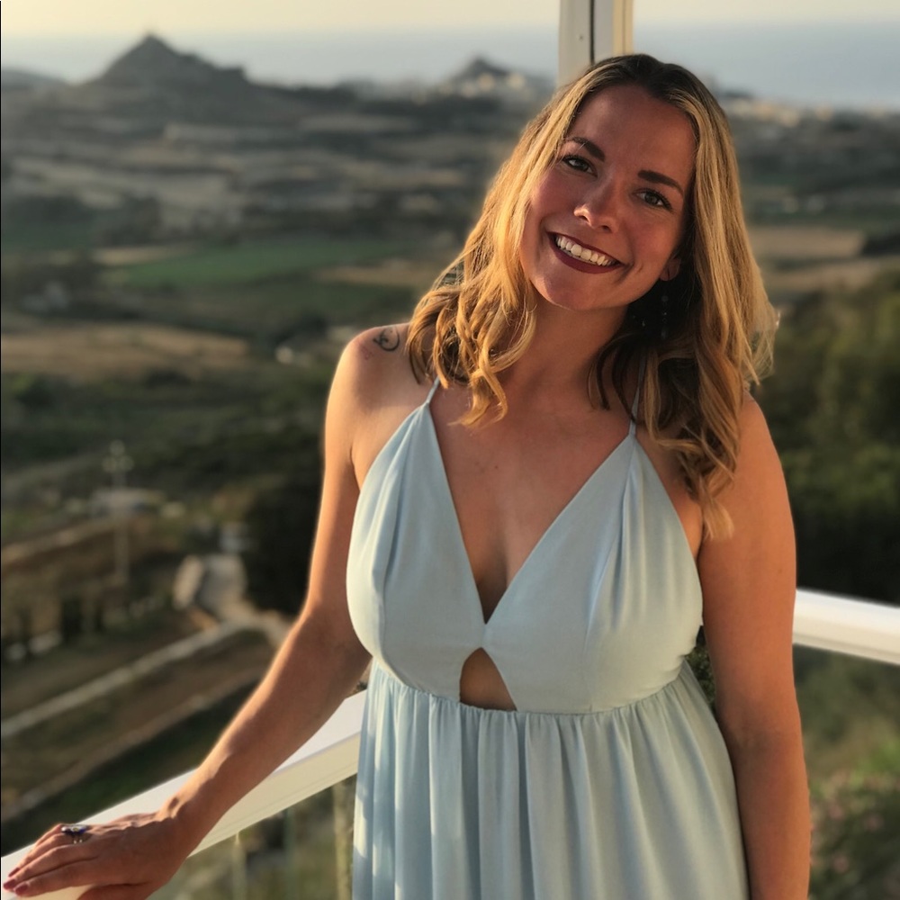 Meet your Posher, Natasha